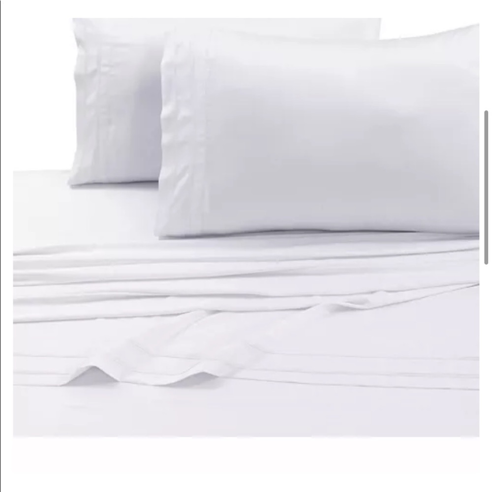 Never opened Tribeca Living Bamboo Sheets